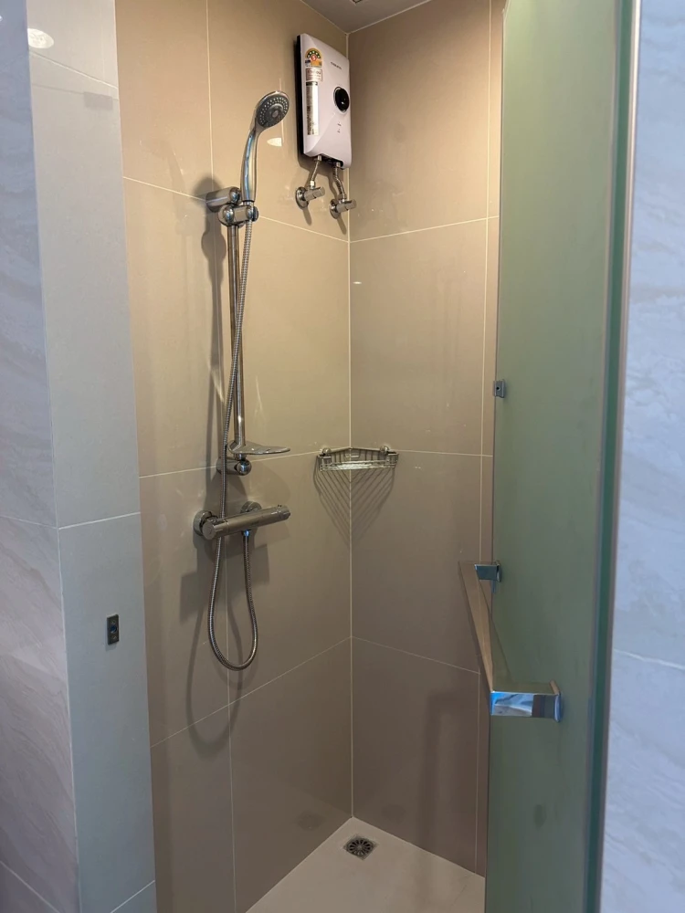 For sale Centric Ari Station corner room, get privacy, hurry up and reserve it today.
