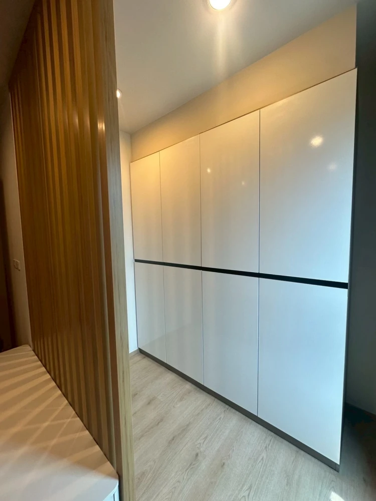 For sale Centric Ari Station corner room, get privacy, hurry up and reserve it today.