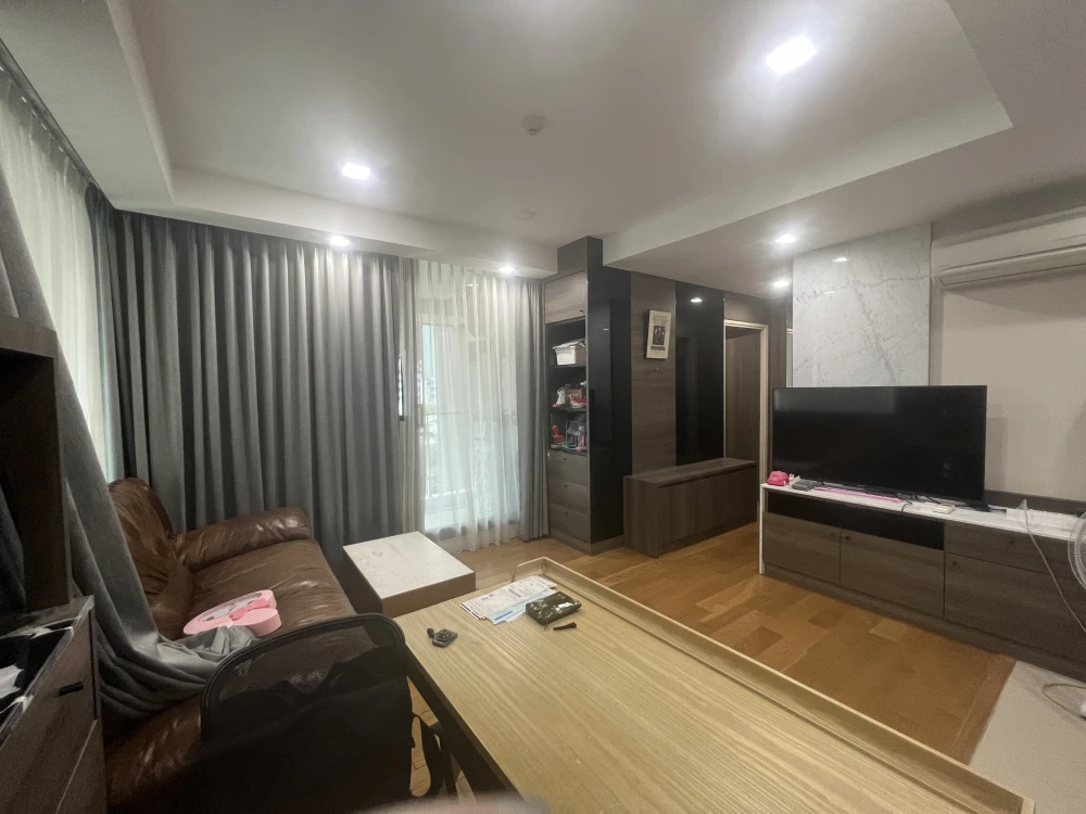 For sale Condolette Light Convent ห้องกว้างขวาง อยู่สบายอยู่ ราคาอย่างโดน รีบมาจับจองเลย