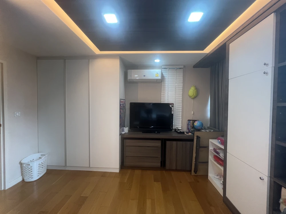 For sale Condolette Light Convent, spacious room, comfortable to live in, great price, hurry up and reserve it.