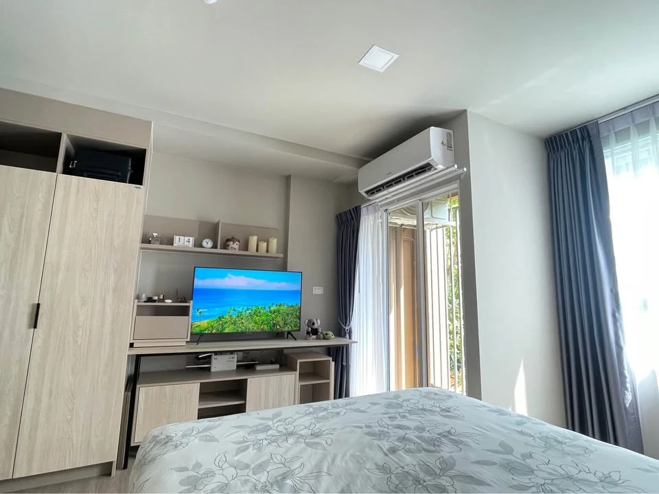 For sale Dcondo Panaa, 2nd floor room, Building A, swimming pool view, morning sunlight, come and reserve now.