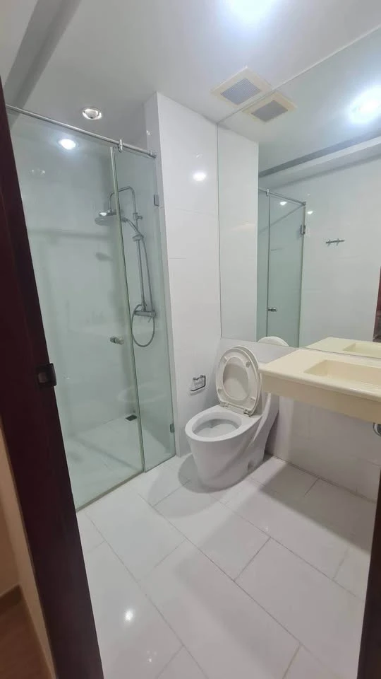 For sale Emerald Residence Ratchada Condominium ห้องสตูดิโอ ชั้น 8 ราคาจับต้องได้ จองเลย