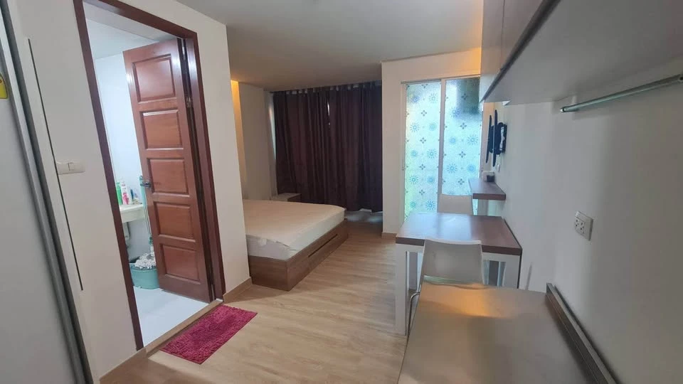 For sale Emerald Residence Ratchada Condominium ห้องสตูดิโอ ชั้น 8 ราคาจับต้องได้ จองเลย