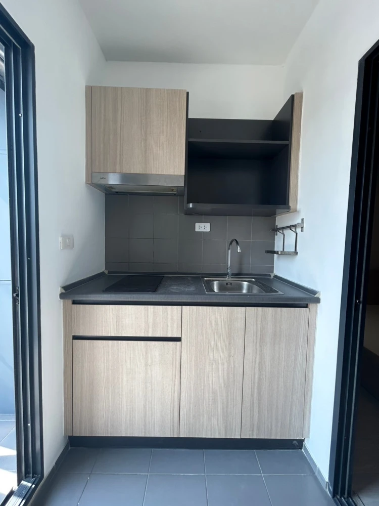 For sale IDEO Sukhumvit 115 Studio room, 8th floor, comes with a special price. You shouldn't miss it.