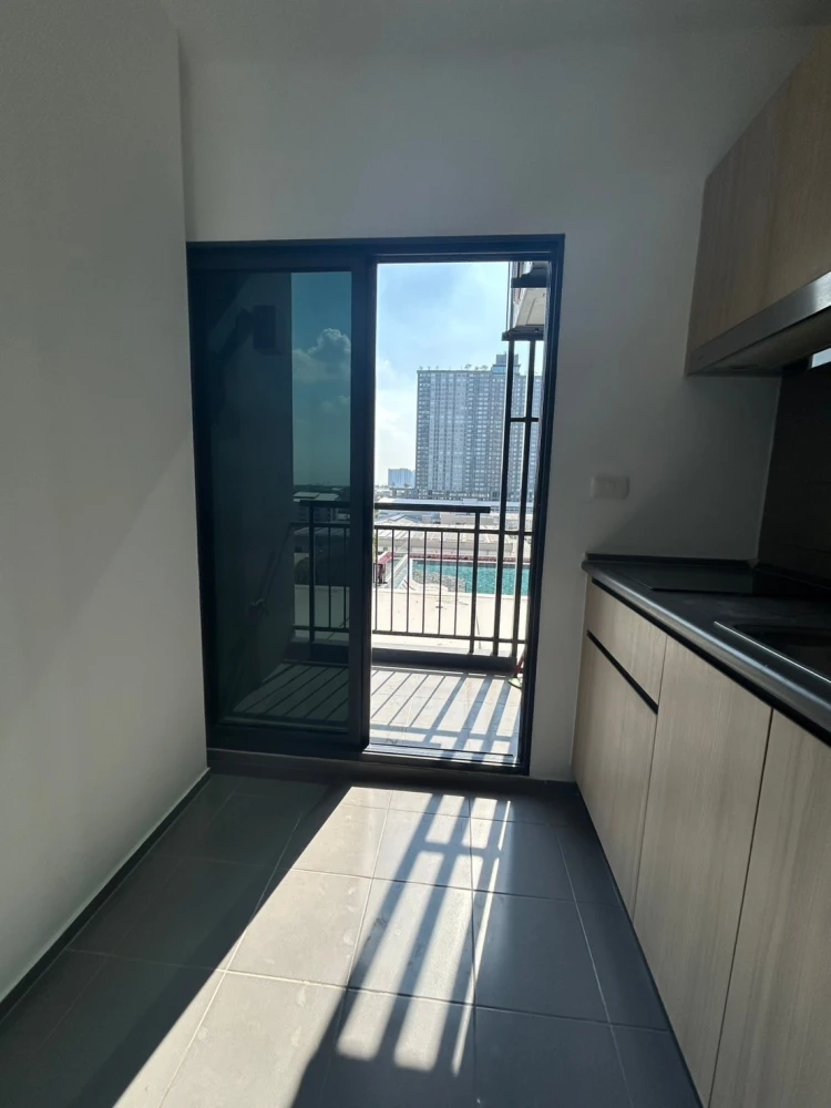 For sale IDEO Sukhumvit 115 Studio room, 8th floor, comes with a special price. You shouldn't miss it.