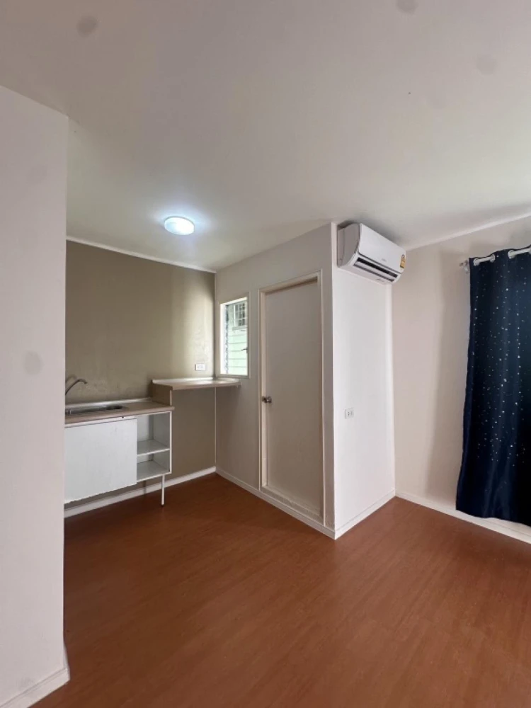 For sale Lumpini Township Rangsit Klong 1 empty room, not too expensive, those who like to decorate rooms should not miss it.