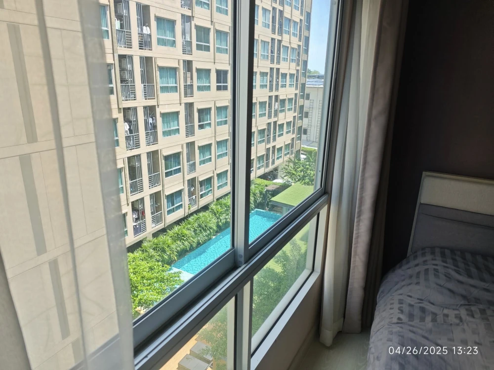 For sale Niche id Sukhumvit 113, separate rooms, perfectly divided into zones, come and own it today.