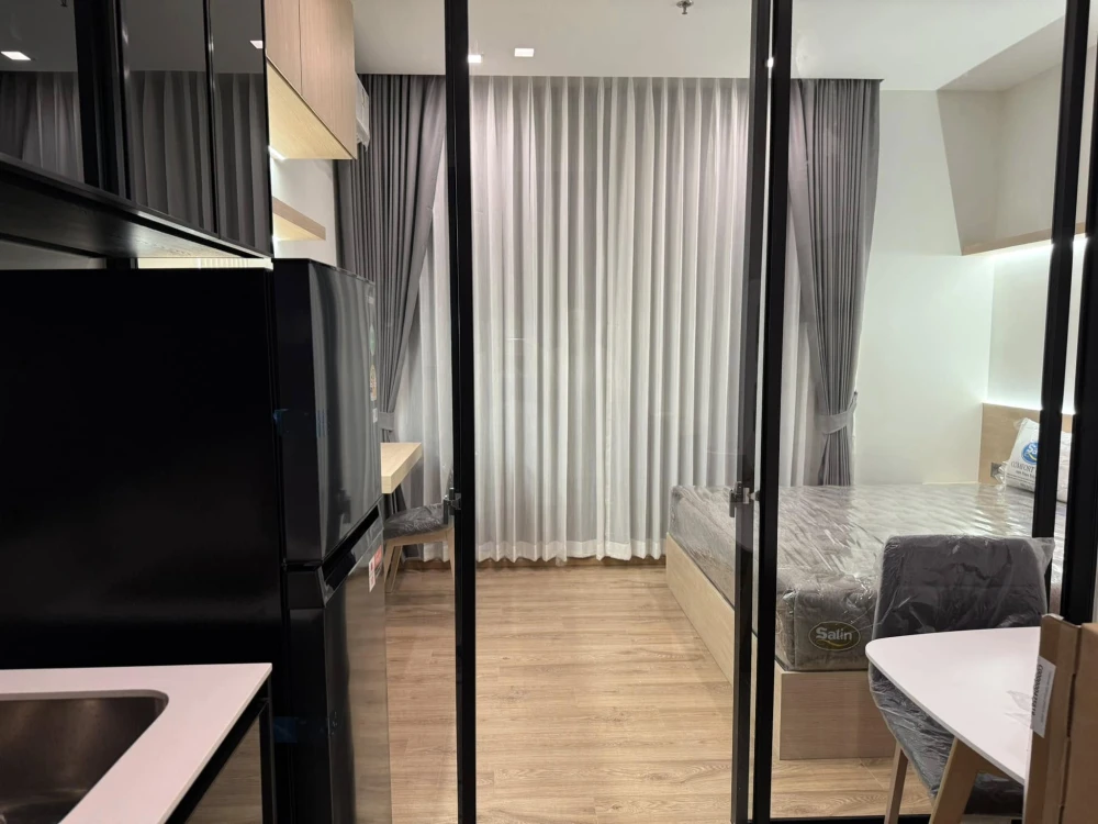 For sale or rent Noble Around Ari 1 bedroom 1 bathroom 36th floor, good view, come and own it today, don't delay.