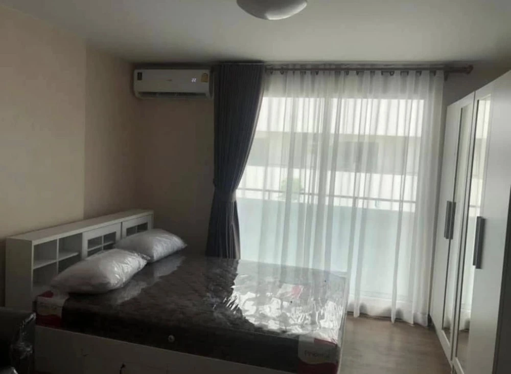 For sale Plum Condo Paholyothin 89, studio room, 4th floor, not expensive, hurry and buy before you miss out, don't wait.