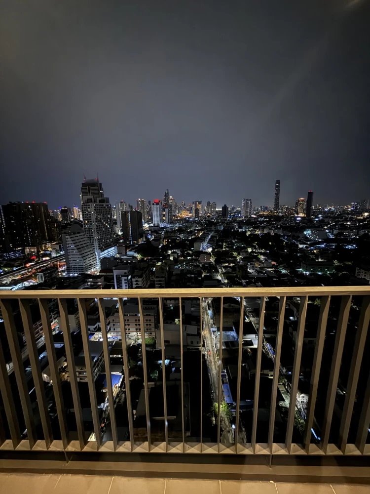 FOR SALE Rare Unit Reference Sathorn-Wongwianyai  หน้ากว้างพิเศษ 13 เมตร Layout สวย แต่งครบ จองเลย