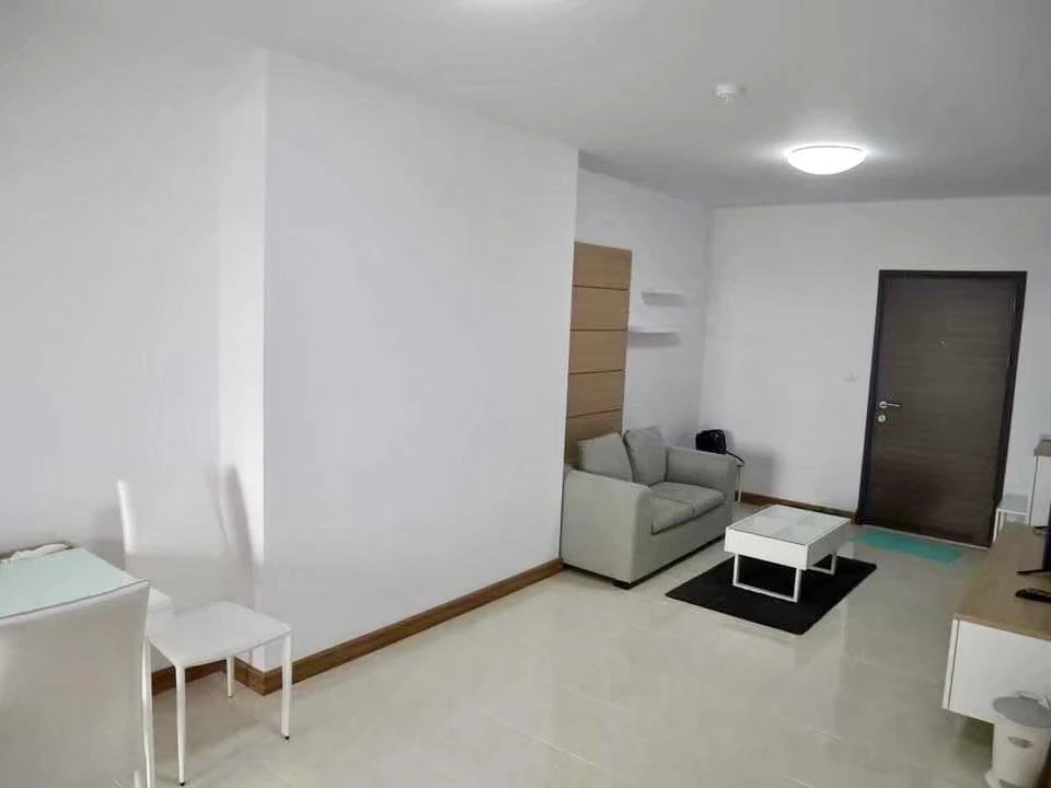 For sale Supalai Park Ekkamai-Thonglor, spacious room, worth the usable space. If you don't buy it, you'll regret it.
