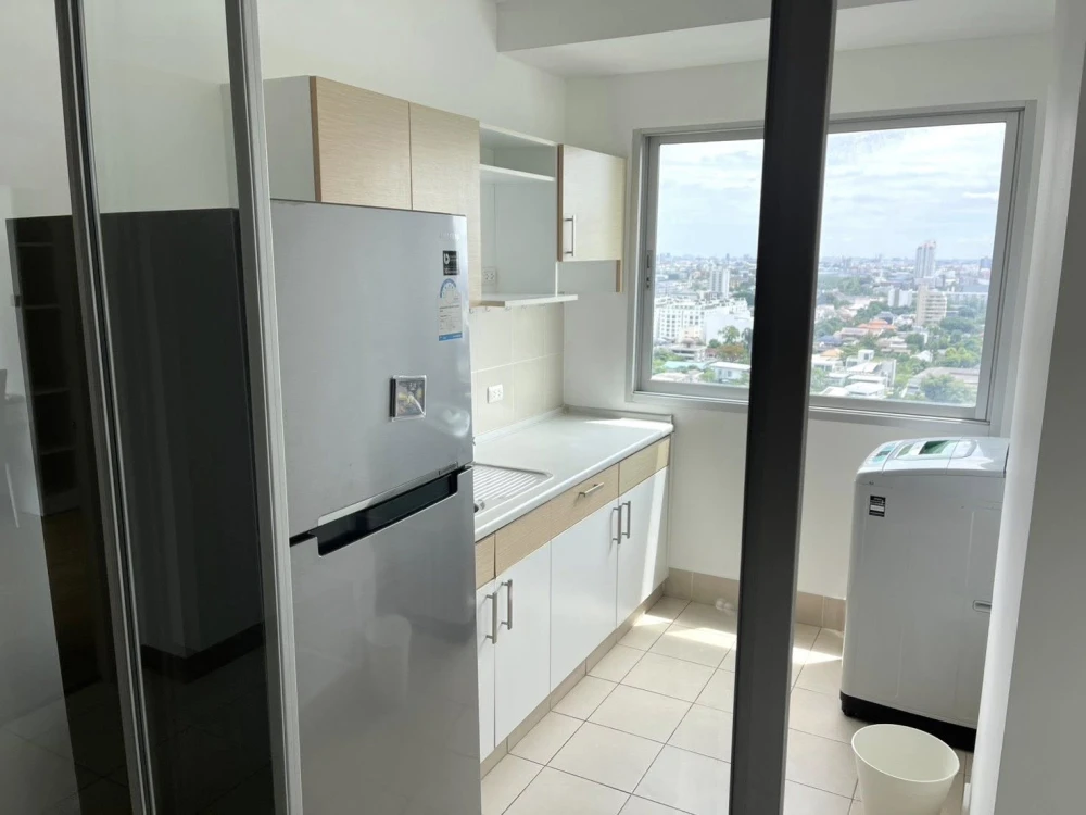 For sale Supalai Park Ekkamai-Thonglor, spacious room, worth the usable space. If you don't buy it, you'll regret it.