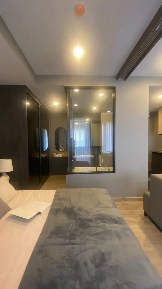 For sale The Teak Ratchada 19, furnished room, ready to move in, complete in one place, if you don't reserve, you'll regret it later.