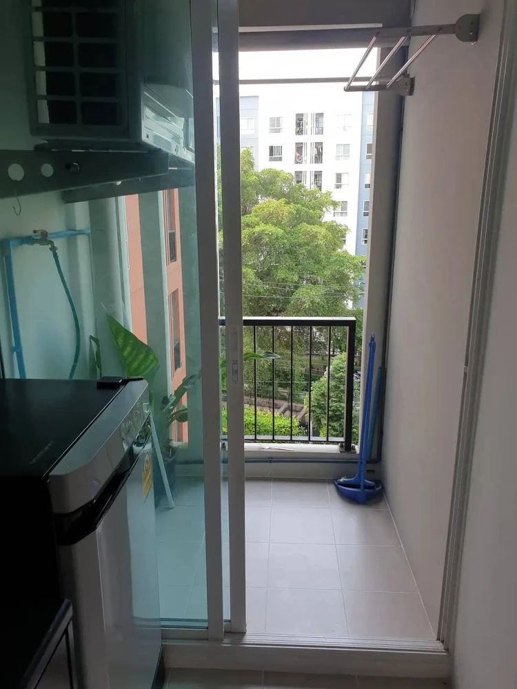 For sale UNIO Charan 3, studio room, 5th floor, good location, not exposed to sunlight, very good price, buy now, don't miss out.
