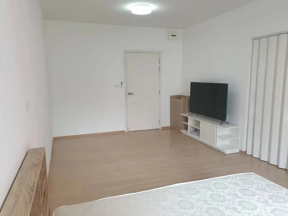 For sale UNIO Charan 3, studio room, 5th floor, good location, not exposed to sunlight, very good price, buy now, don't miss out.
