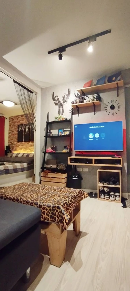 For sale/rent C-Style Condo ห้องชั้น 4 วิวสระ ติดวอลเปเปอร์อย่างดี อย่ารอช้า เป็นเจ้าของเลยย