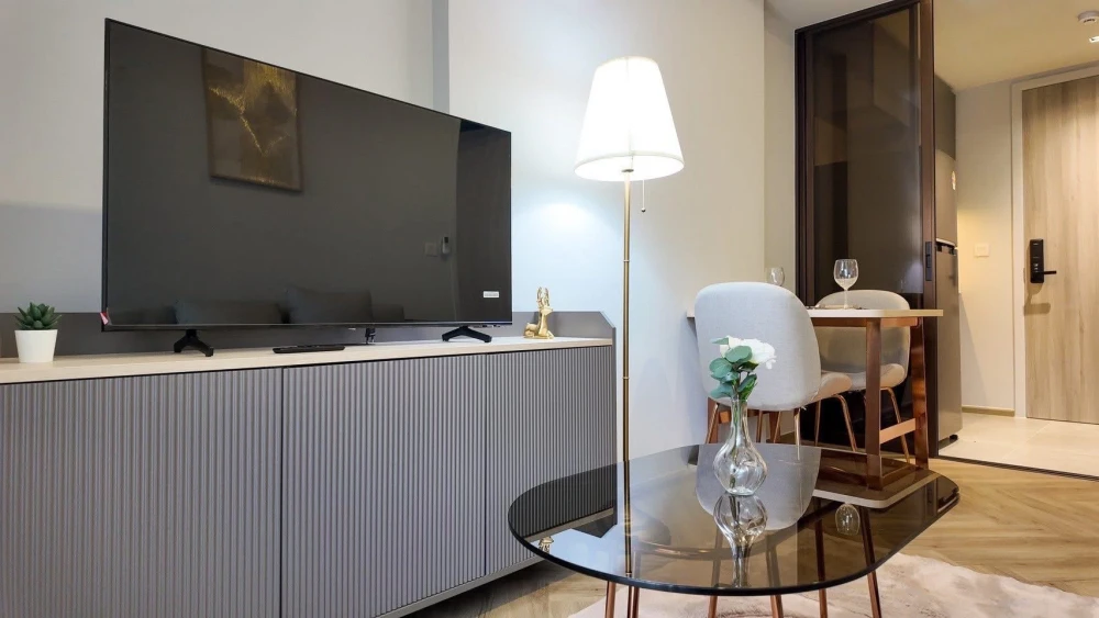 ForRent  Chapter Thonglor 25 เครื่องใช้ไฟฟ้า เฟอร์นิเจอร์ ครบชุด แต่งสวยหรูหรา พร้อมเข้าอยู่ อย่าพลาด