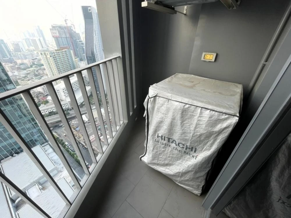 Hot deal Triple Y Residence for rent, ready to move in condo. All convenient in one place Hurry and reserve before you miss out.