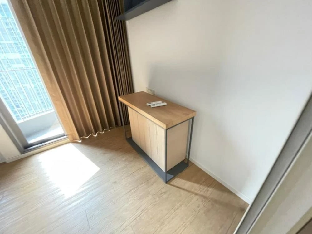 Hot deal Triple Y Residence for rent, ready to move in condo. All convenient in one place Hurry and reserve before you miss out.