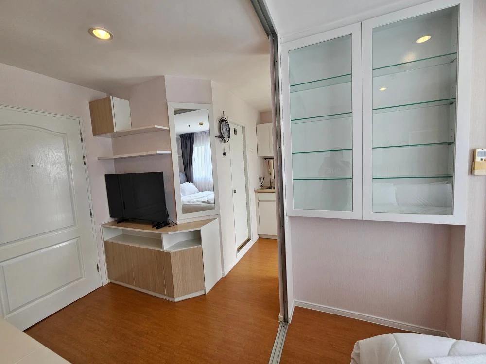 Lumpini Condotown North Pattaya Sukhumvit ห้องพร้อมอยู่ เฟอร์พร้อม ชั้นสูง วิวเมือง จองเลย