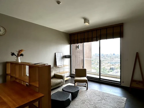 Rare Item! For sale: The Lofts Ekkamai, beautiful room with high ceilings, New York Loft style, fully furnished, ready to move in, in the heart of Ekk