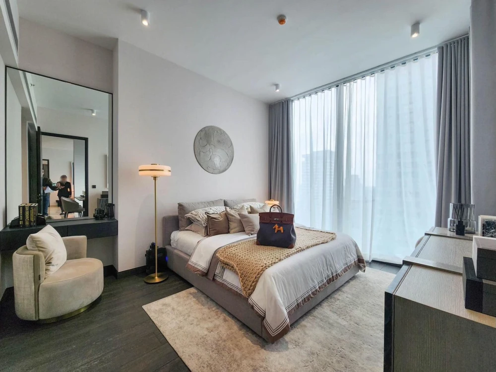 Tait 12 Sathorn Luxurious Condo for Rent, fully furnished room, ready to move in, model style, come and reserve today.