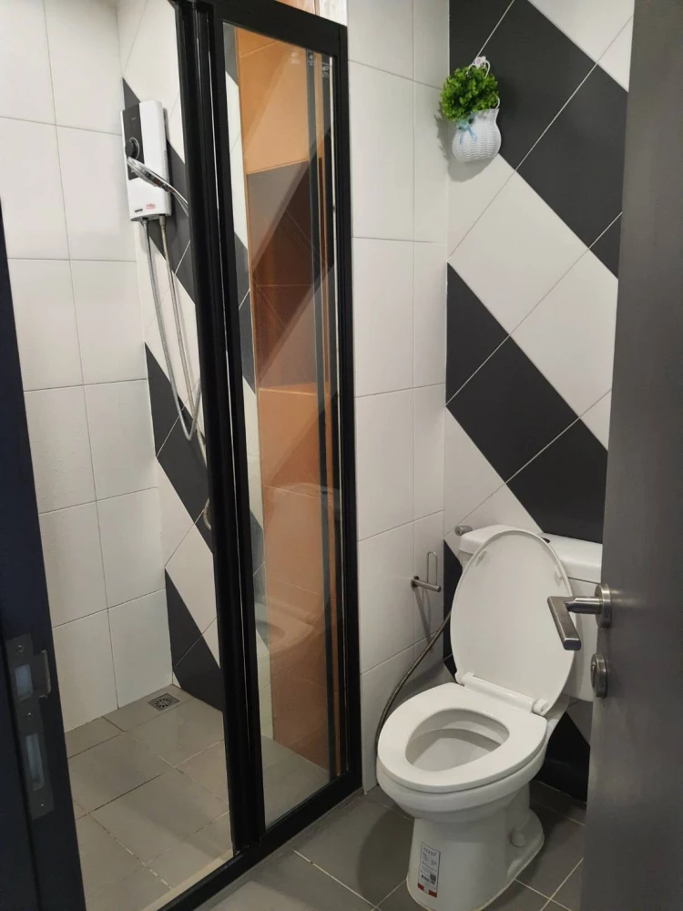 The Base Saphanmai for rent, room size 34 sq m, spacious room, complete electrical appliances The opportunity has arrived. Hurry up to reserve.