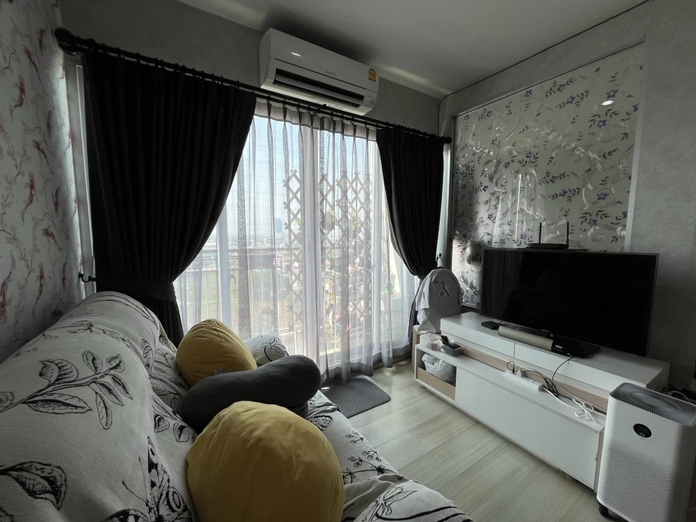 The Parkland Srinakarin Lakeside, beautiful room view, quiet, private, interested in booking now.