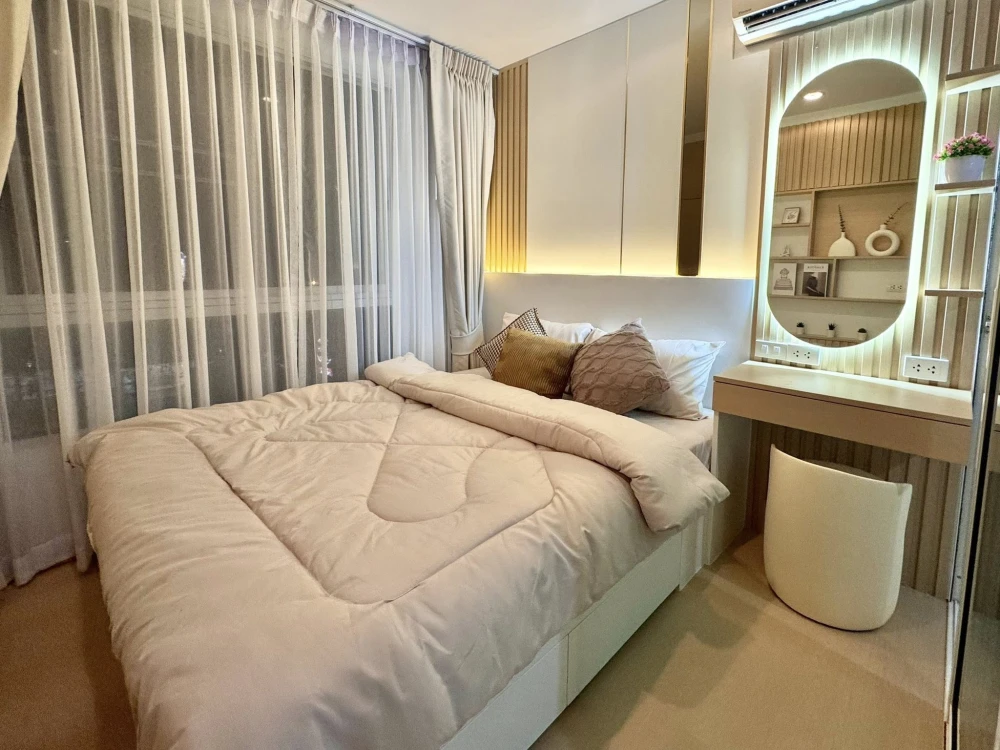 For sale: Double U Condo Phahol-Ladprao, ready to move in, fully furnished. Reserve now before it's too late.