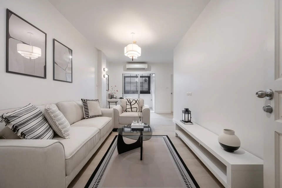 Selling City Home Sukhumvit 101 Rare Item! Spacious Sukhumvit condo unit, 42.19 sq.m., prime location, convenient transportation. Book now!