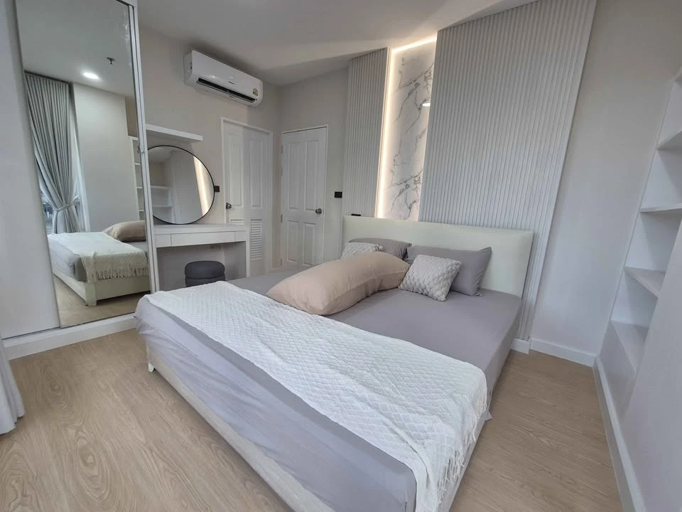 For sale @ CITY Sukhumvit 101/1, spacious room, lots of usable space, beautiful city view, not blocked, good like this, don't miss it.