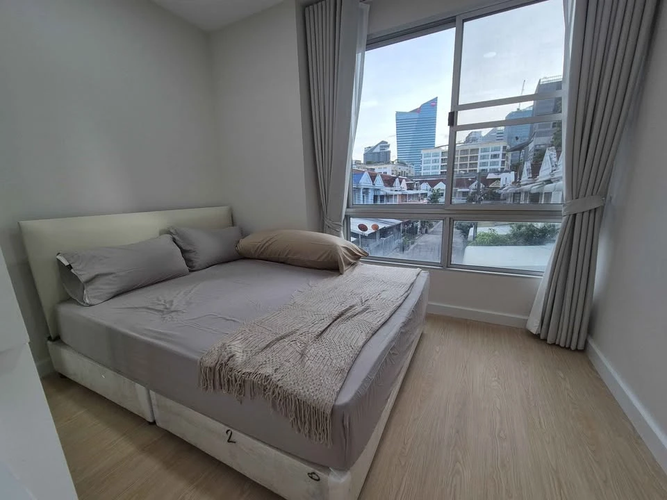 For sale @ CITY Sukhumvit 101/1, spacious room, lots of usable space, beautiful city view, not blocked, good like this, don't miss it.