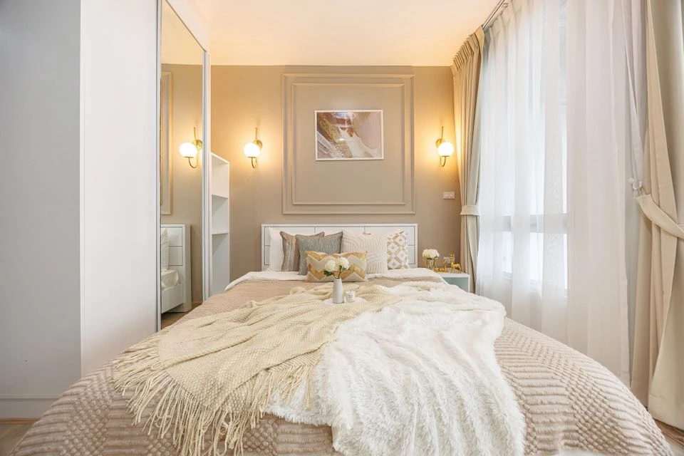 Selling a beautiful condo at City Sukhumvit 101/1. Fully furnished and ready to move in. Just bring your belongings!