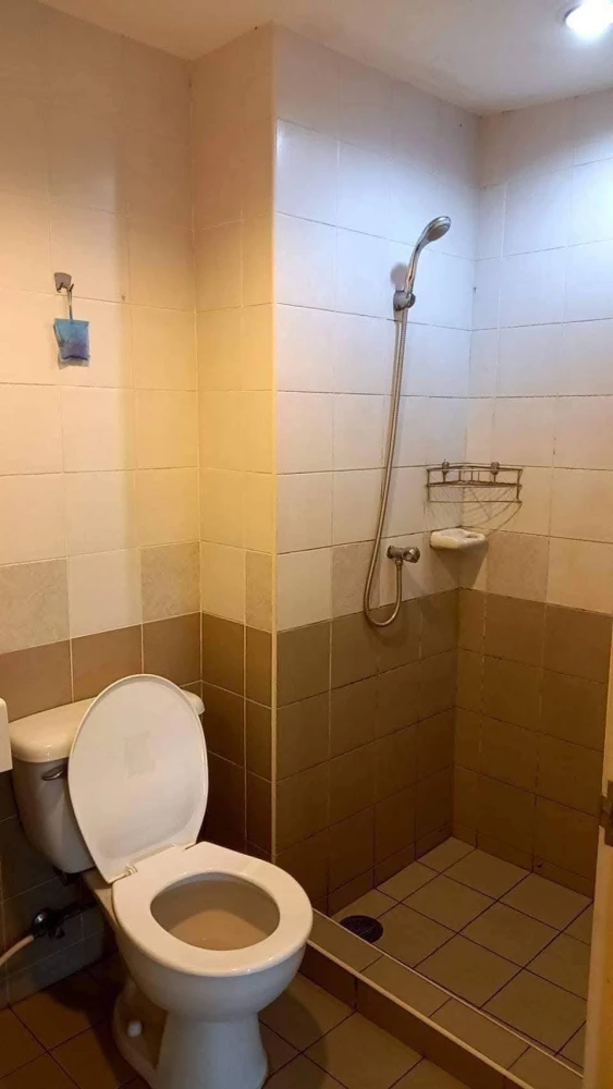 Condo for sale / rent, Lumpini Place Ratchada-Thapra, 1 bedroom, 1 bathroom, fully furnished, the price can be said that it is very worthwhile.