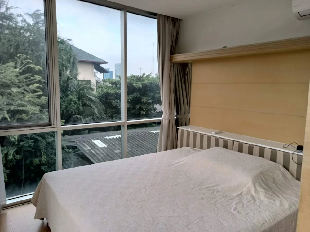 Condo for sale / rent, Villa Ratchakru, corner room, private, tree view, best location, can't miss it