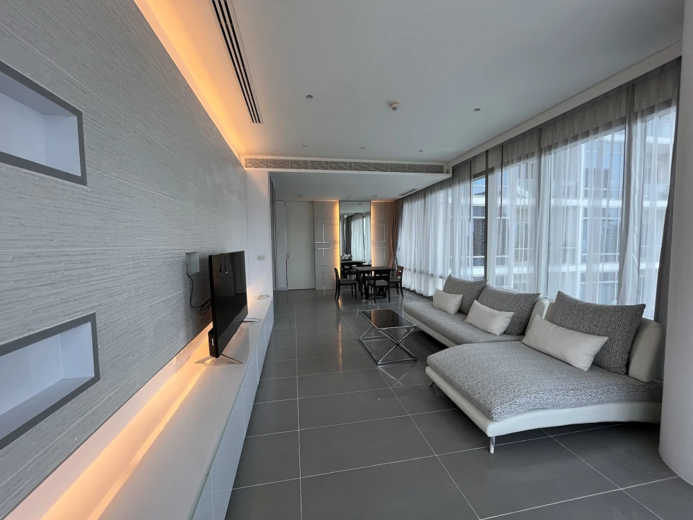 Selling a 2-bedroom unit at 185 Rajadamri, fully furnished. Book now!