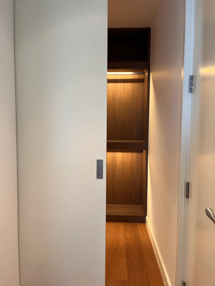 Selling a 2-bedroom unit at 185 Rajadamri, fully furnished. Book now!