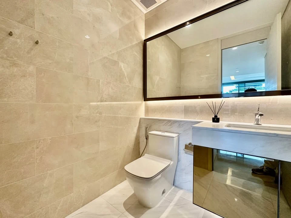 ขาย 2 Bedrooms The Residences at Sindhorn Kempinski Bangkok Hotel ห้องสวยที่สุด ราคาดีที่สุดในตลาด วิวสวน Super Green จองเลย