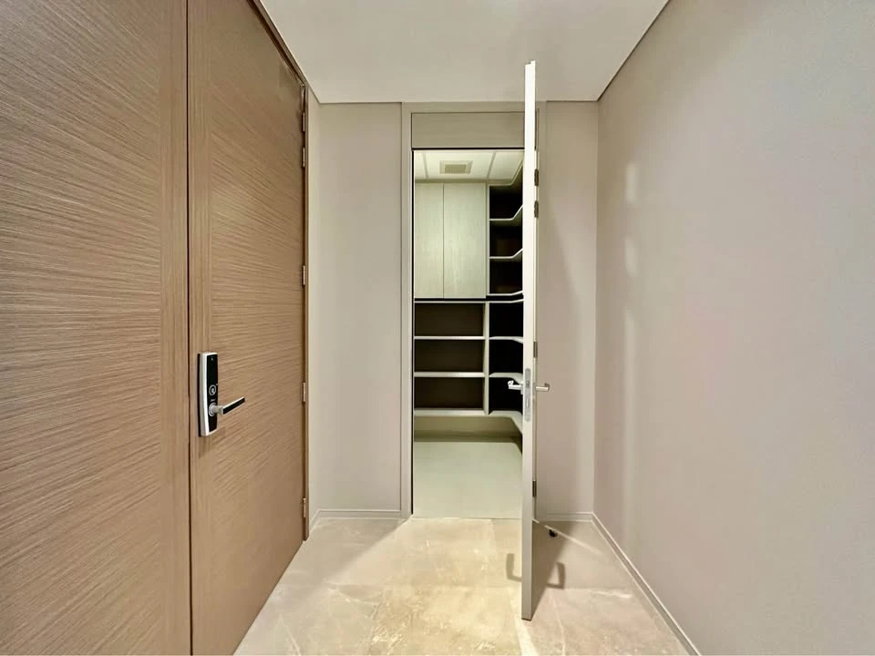 ขาย 2 Bedrooms The Residences at Sindhorn Kempinski Bangkok Hotel ห้องสวยที่สุด ราคาดีที่สุดในตลาด วิวสวน Super Green จองเลย