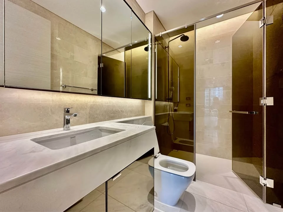 ขาย 2 Bedrooms The Residences at Sindhorn Kempinski Bangkok Hotel ห้องสวยที่สุด ราคาดีที่สุดในตลาด วิวสวน Super Green จองเลย