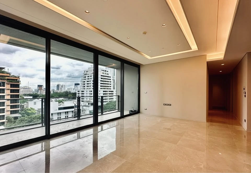 ขาย 2 Bedrooms The Residences at Sindhorn Kempinski Bangkok Hotel ห้องสวยที่สุด ราคาดีที่สุดในตลาด วิวสวน Super Green จองเลย