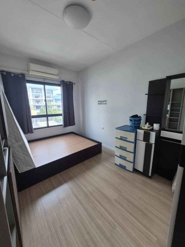 Selling Condolette Ratchada 36, ​​unit 624: 1 bedroom, 1 bathroom. Great location, full amenities. Book now!