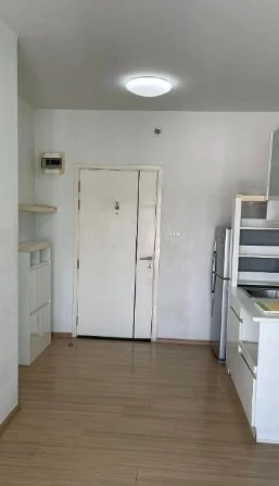 Selling A Space Asoke-Ratchada, 14th floor, fully furnished unit. Ready to move in! Book now!