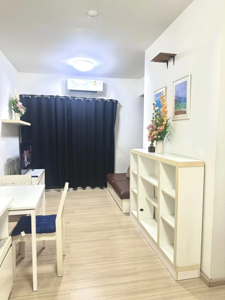 Selling a Space Asoke-Ratchada, Building C, 4th floor, pool view, 1 bedroom, fully furnished with appliances. Move in now! Don't wait!