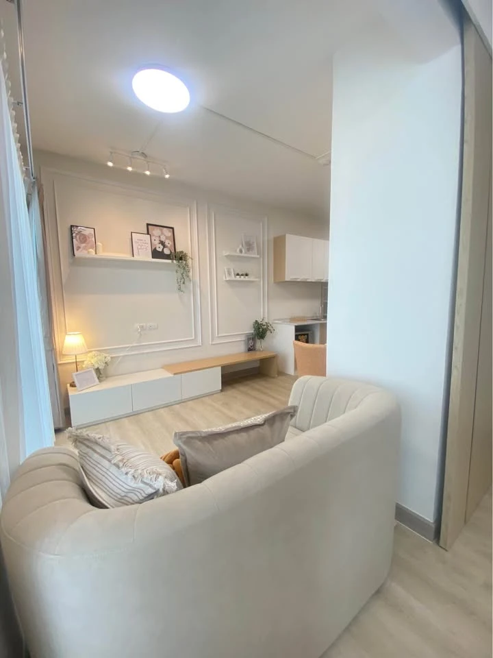 For sale: A Space Asoke-Ratchada, Building E, 8th floor, fully furnished and equipped with electrical appliances, beautifully decorated room, ready to