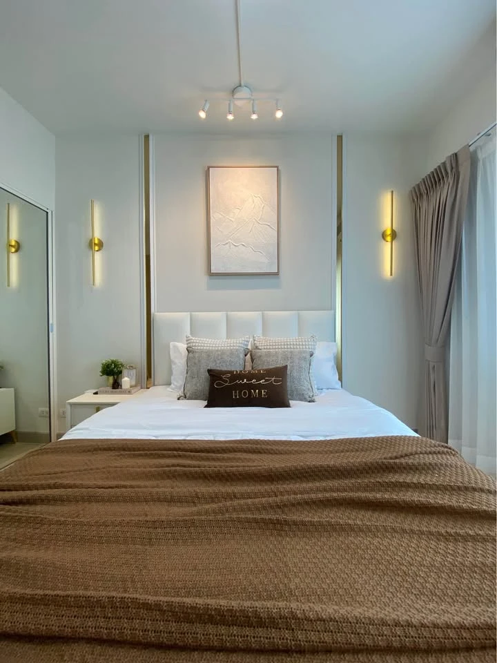 For sale: A Space Asoke-Ratchada, Building E, 8th floor, fully furnished and equipped with electrical appliances, beautifully decorated room, ready to