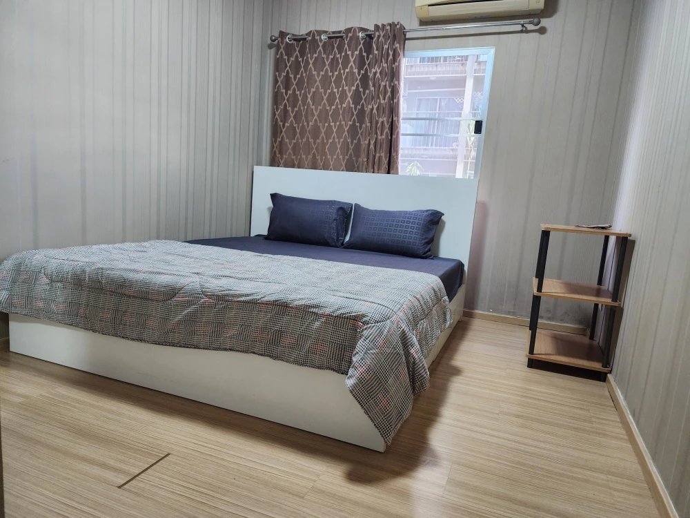 Selling A Space Asoke-Ratchada condo. Spacious and comfortable, fully furnished with appliances. Just bring your suitcase!