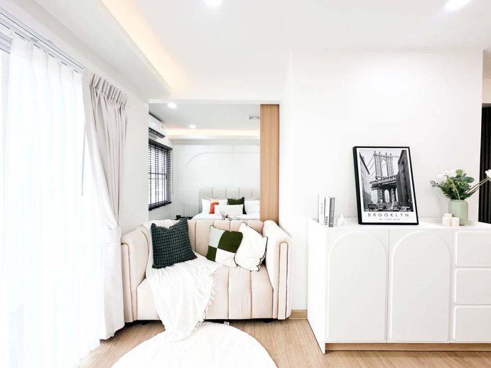 For sale: A space Asoke-Ratchada, beautiful room, stunningly decorated, ready to move in. Interested? Book now. Don't miss out!