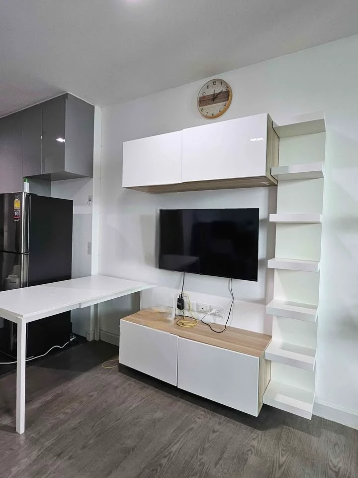 For sale: A Space ID Asoke-Ratchada, beautiful room, city view, fully furnished, ready to move in.