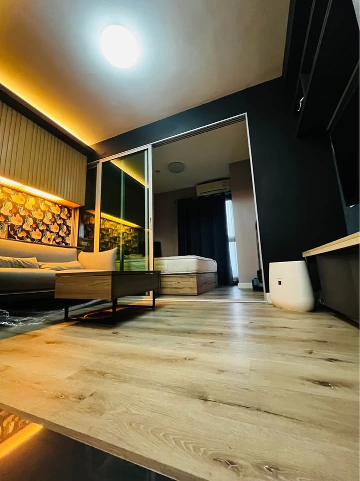 For sale: a space ME Bangna, beautifully decorated room with built-in furniture, perfect for those who don't like crowds and want privacy. Reserve now